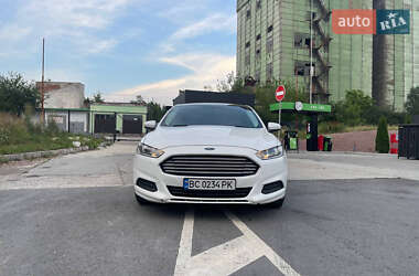 Седан Ford Fusion 2012 в 
