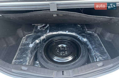 Седан Ford Fusion 2012 в 