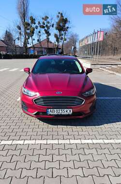 Седан Ford Fusion 2019 в Виннице