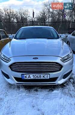 Седан Ford Fusion 2014 в Полтаві