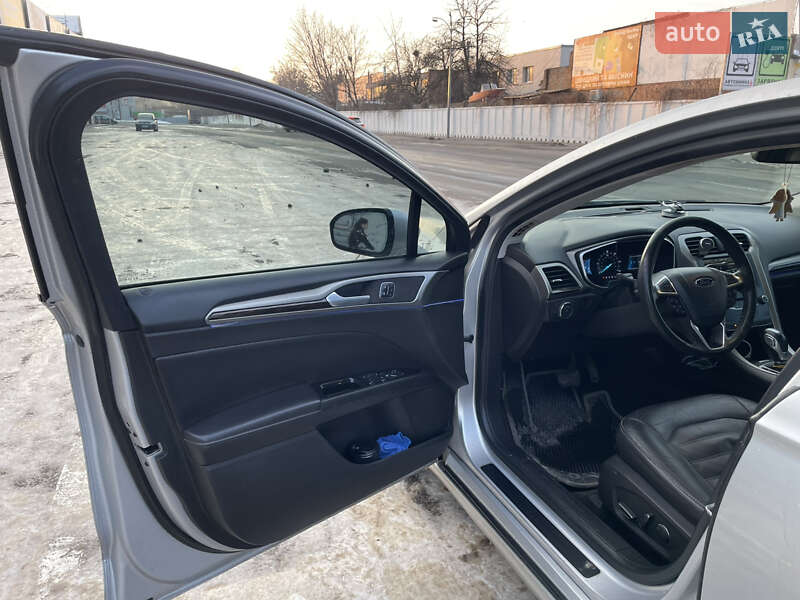 Седан Ford Fusion 2014 в Полтаві