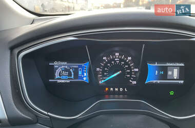 Седан Ford Fusion 2014 в 