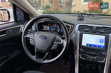 Седан Ford Fusion 2016 в Києві