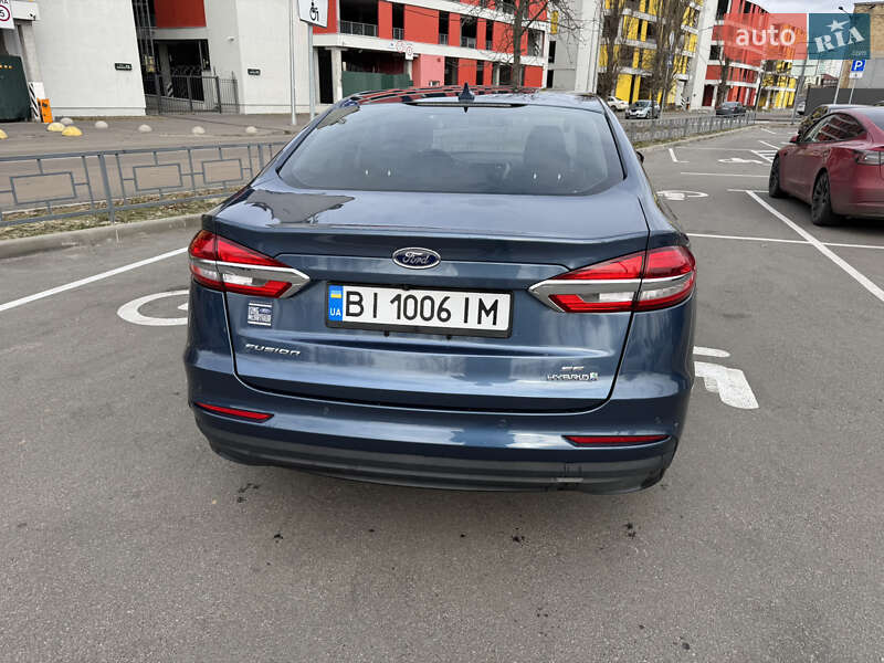 Седан Ford Fusion 2019 в Киеве
