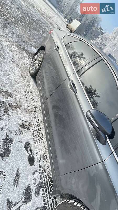 Седан Ford Fusion 2012 в Павлограде