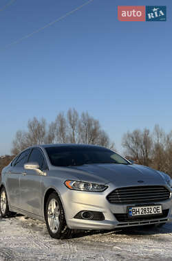 Седан Ford Fusion 2013 в Киеве