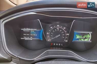 Седан Ford Fusion 2018 в 