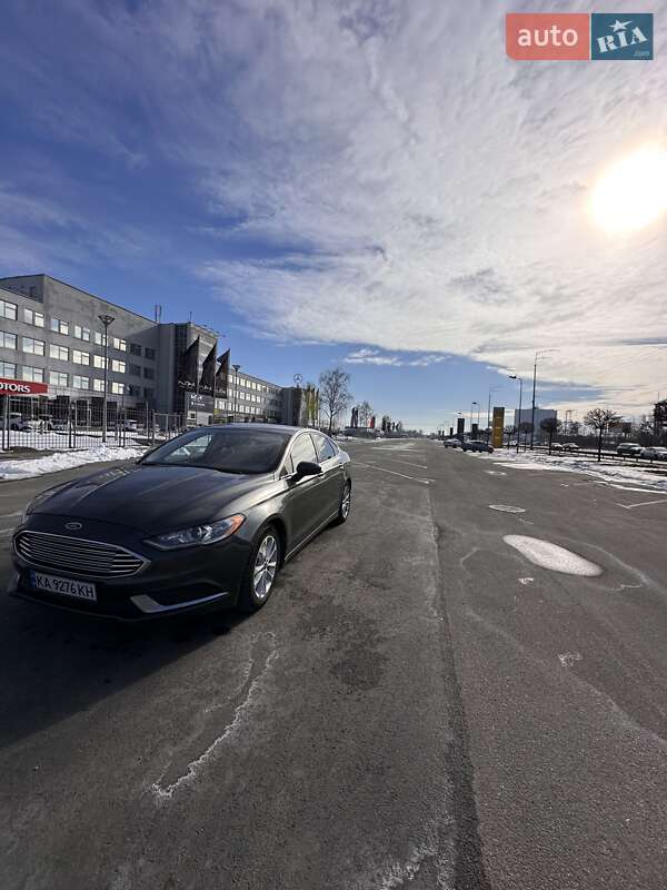 Ford Fusion 2016