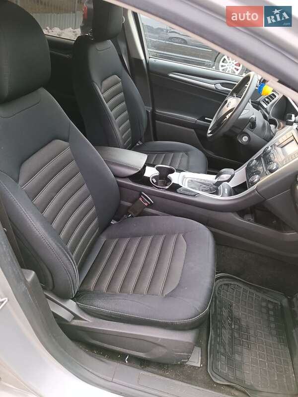 Седан Ford Fusion 2013 в Полтаве