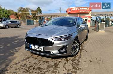 Седан Ford Fusion 2020 в 