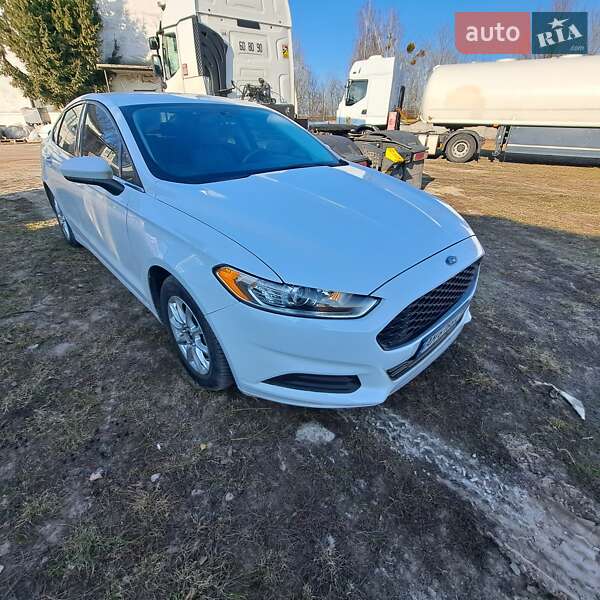 Ford Fusion 2015