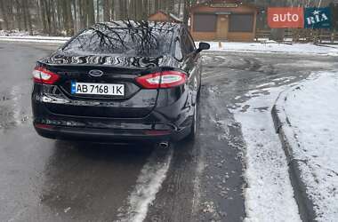 Седан Ford Fusion 2015 в 