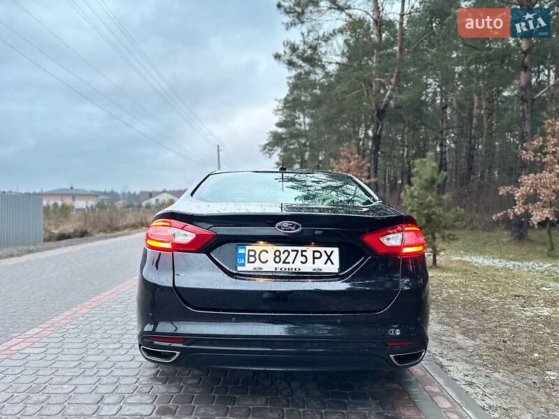 Седан Ford Fusion 2014 в Львове