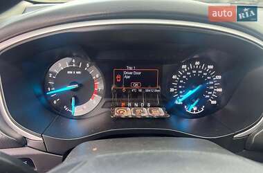 Седан Ford Fusion 2012 в 