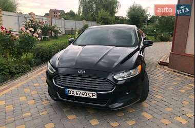 Седан Ford Fusion 2015 в Шепетівці