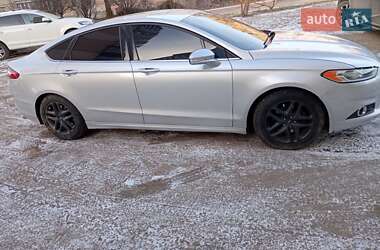 Седан Ford Fusion 2012 в 