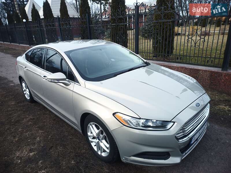 Ford Fusion 2015
