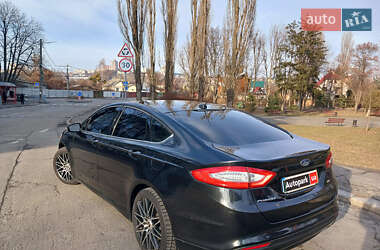 Седан Ford Fusion 2013 в 