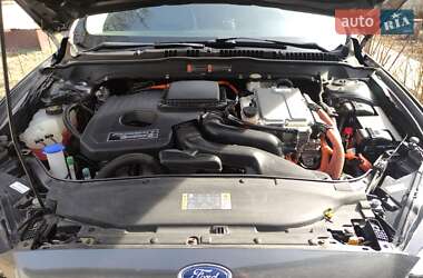 Седан Ford Fusion 2017 в 