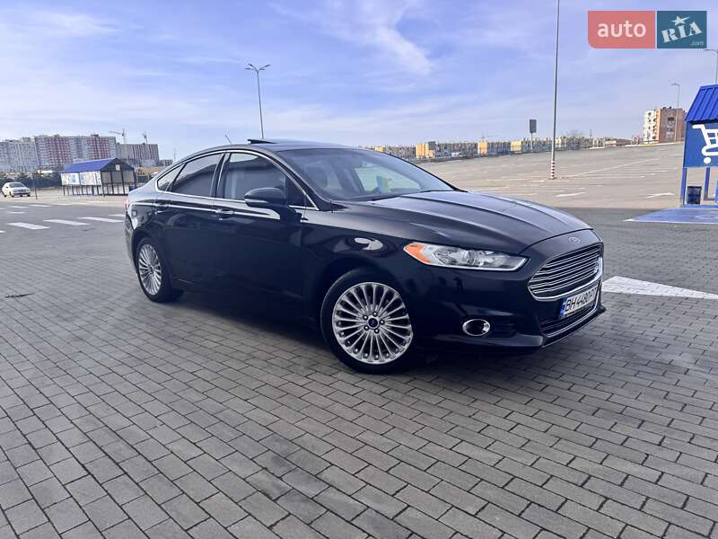 Седан Ford Fusion 2016 в Одесі