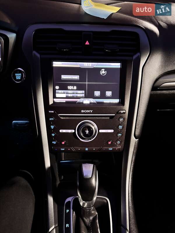 Седан Ford Fusion 2016 в Одесі