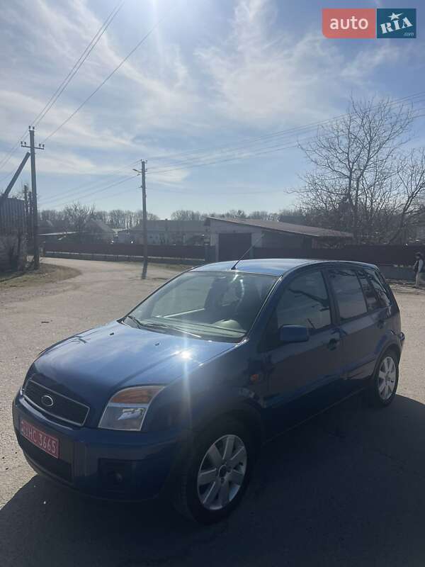 Хэтчбек Ford Fusion 2007 в Ровно