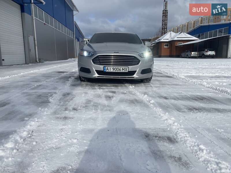 Седан Ford Fusion 2015 в Киеве фото 8 Седан Ford Fusion 2015 в Киеве
