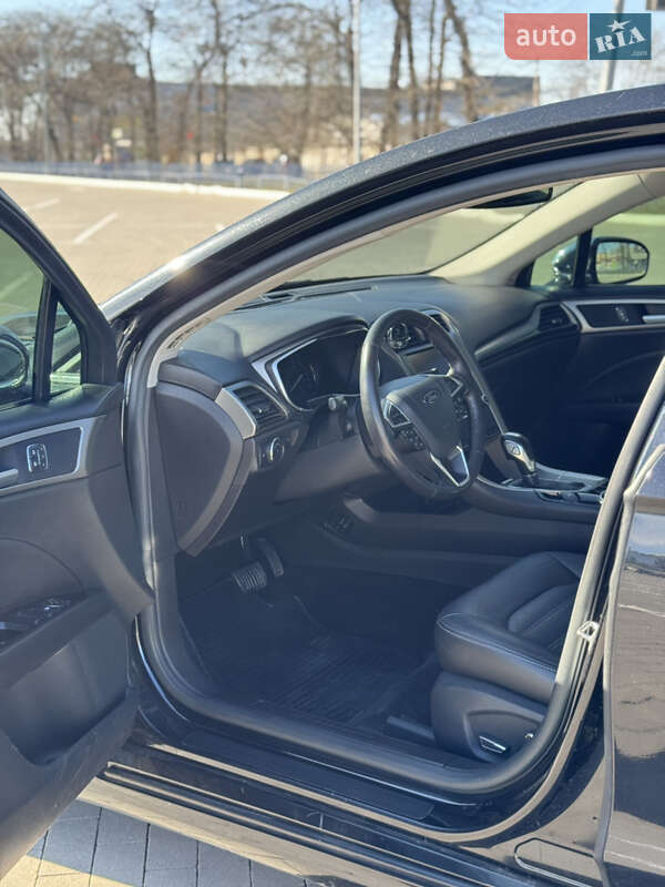 Седан Ford Fusion 2015 в Одессе