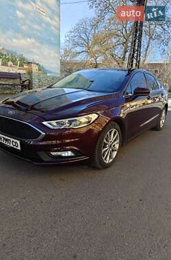 Седан Ford Fusion 2016 в 