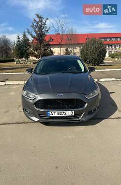 Седан Ford Fusion 2014 в 