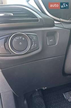 Седан Ford Fusion 2014 в 
