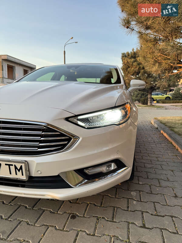 Седан Ford Fusion 2016 в Одесі