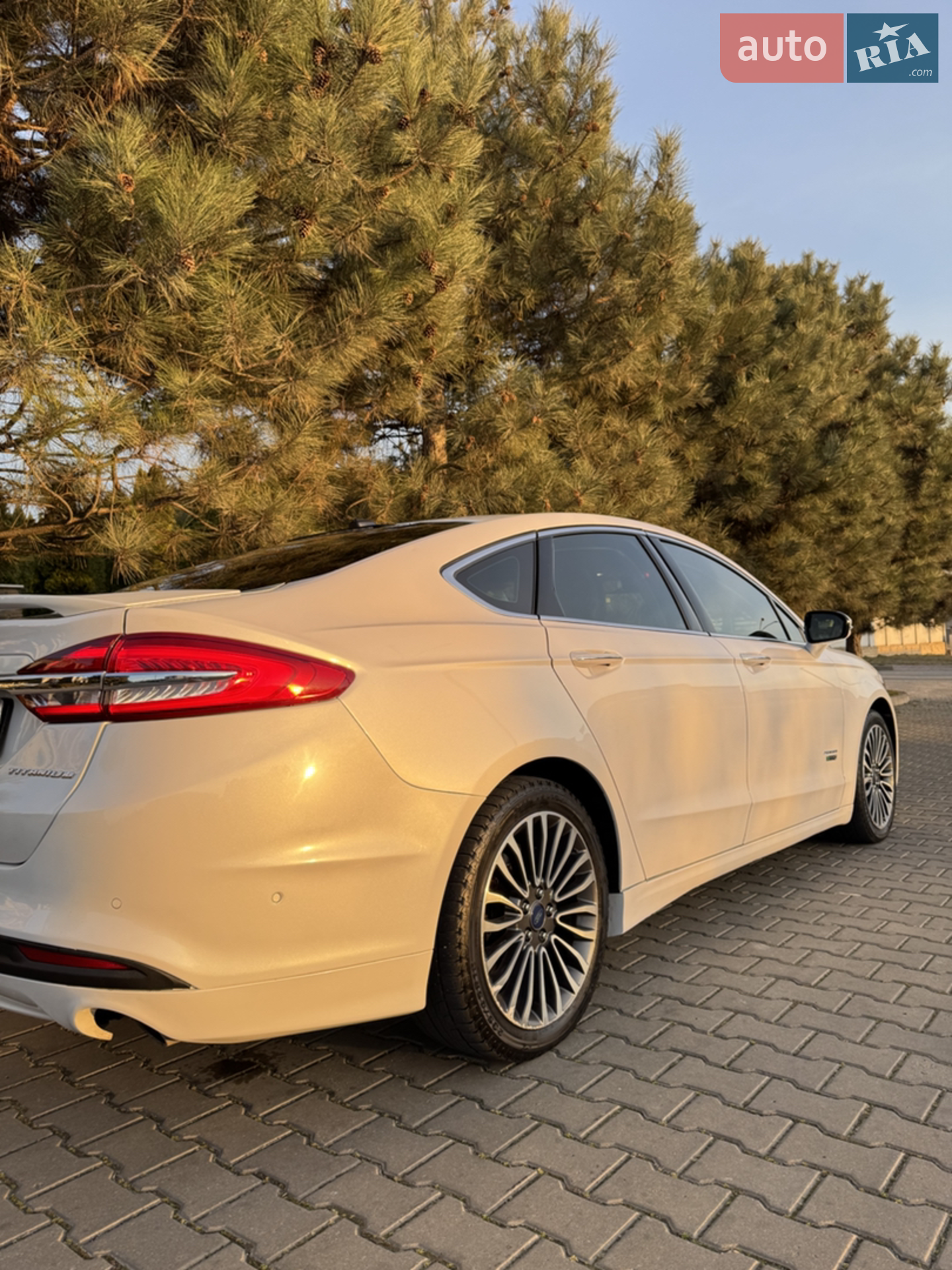 2016 Ford Fusion - мініатюра 13
