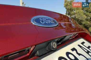 Седан Ford Fusion 2014 в 