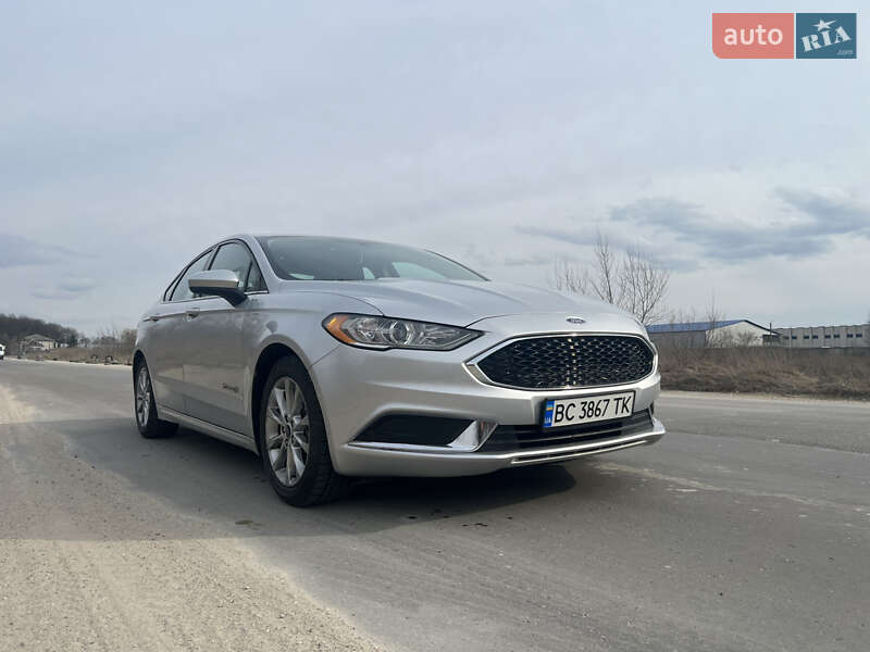 Седан Ford Fusion 2017 в Львове