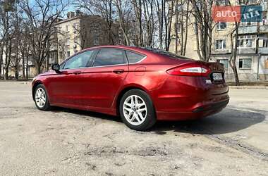 Седан Ford Fusion 2014 в 