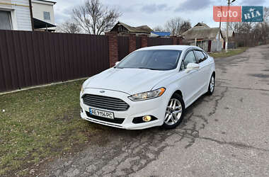 Седан Ford Fusion 2015 в Києві