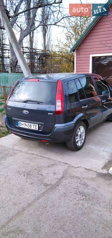 Седан Ford Fusion 2005 в Килии фото 11 Седан Ford Fusion 2005 в Килии