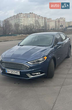 Седан Ford Fusion 2018 в 