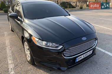 Седан Ford Fusion 2013 в 