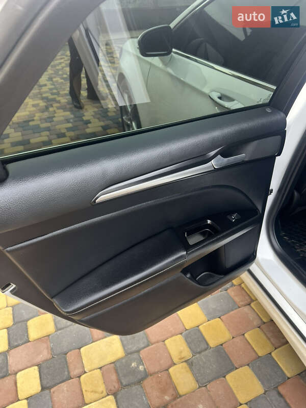 Седан Ford Fusion 2019 в Харькове