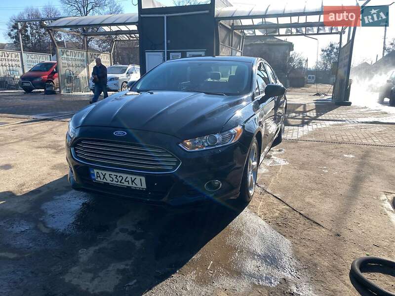 Ford Fusion 2015