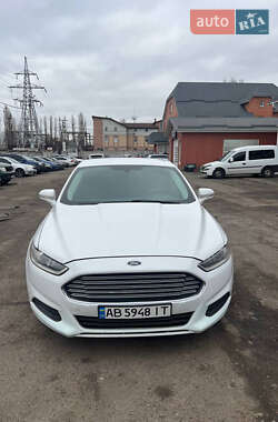 Седан Ford Fusion 2013 в Києві