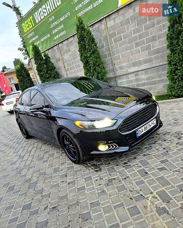 Седан Ford Fusion 2013 в Кропивницком