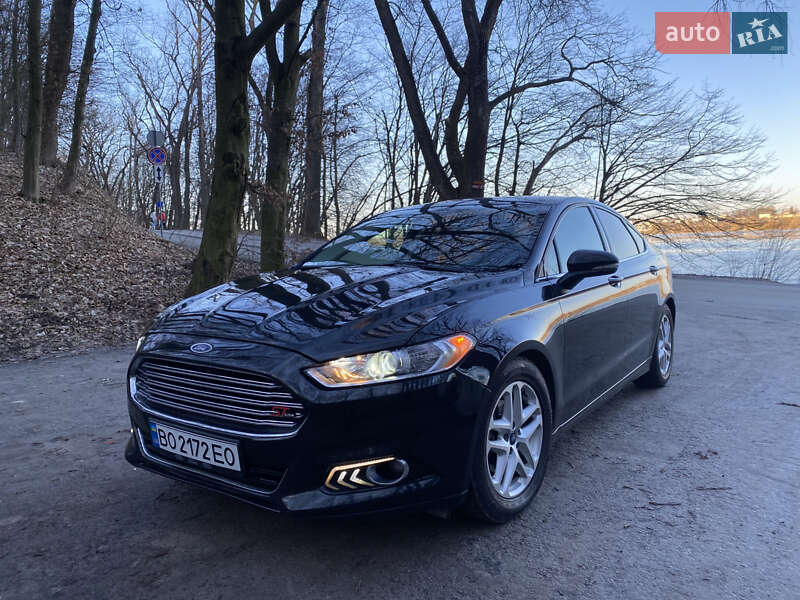 Седан Ford Fusion 2015 в Тернополі