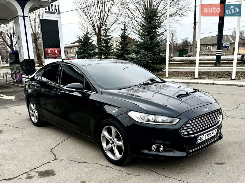 Седан Ford Fusion 2013 в Харкові