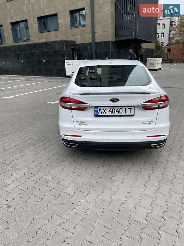 Седан Ford Fusion 2020 в Харькове