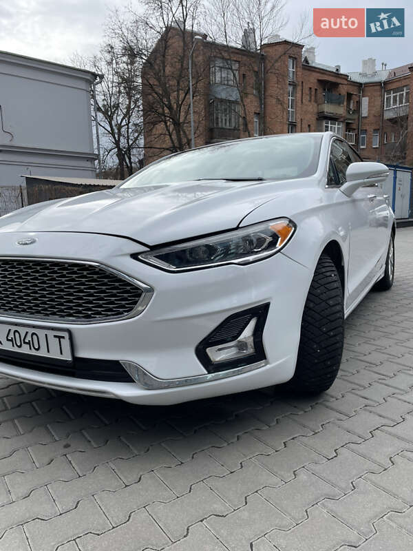 Седан Ford Fusion 2020 в Харькове