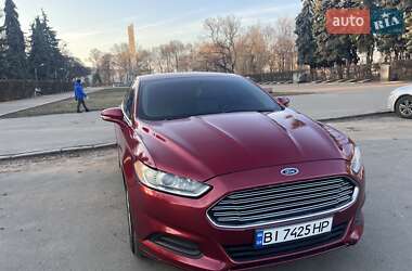 Седан Ford Fusion 2013 в 