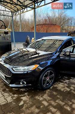 Седан Ford Fusion 2015 в 